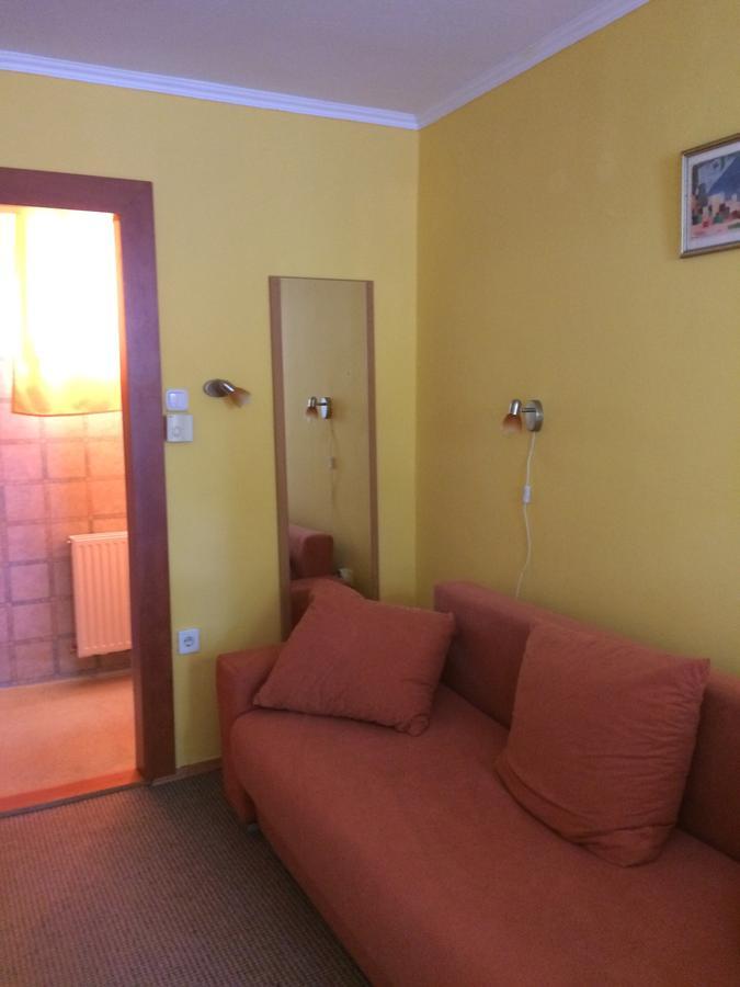 Fasor vendégház Balatonszárszó Exterior foto